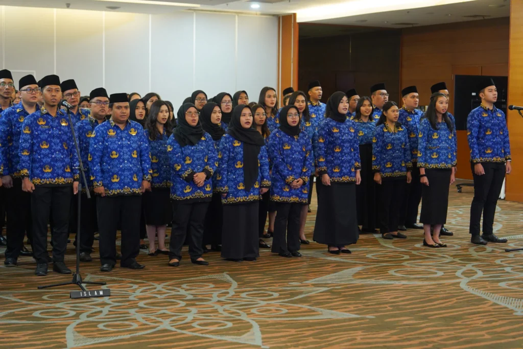 Memahami Pangkat PNS II C: Syarat, Gaji, dan Tugasnya!