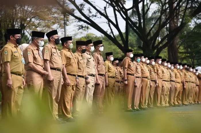 Perbedaan Pangkat dan Jabatan PNS