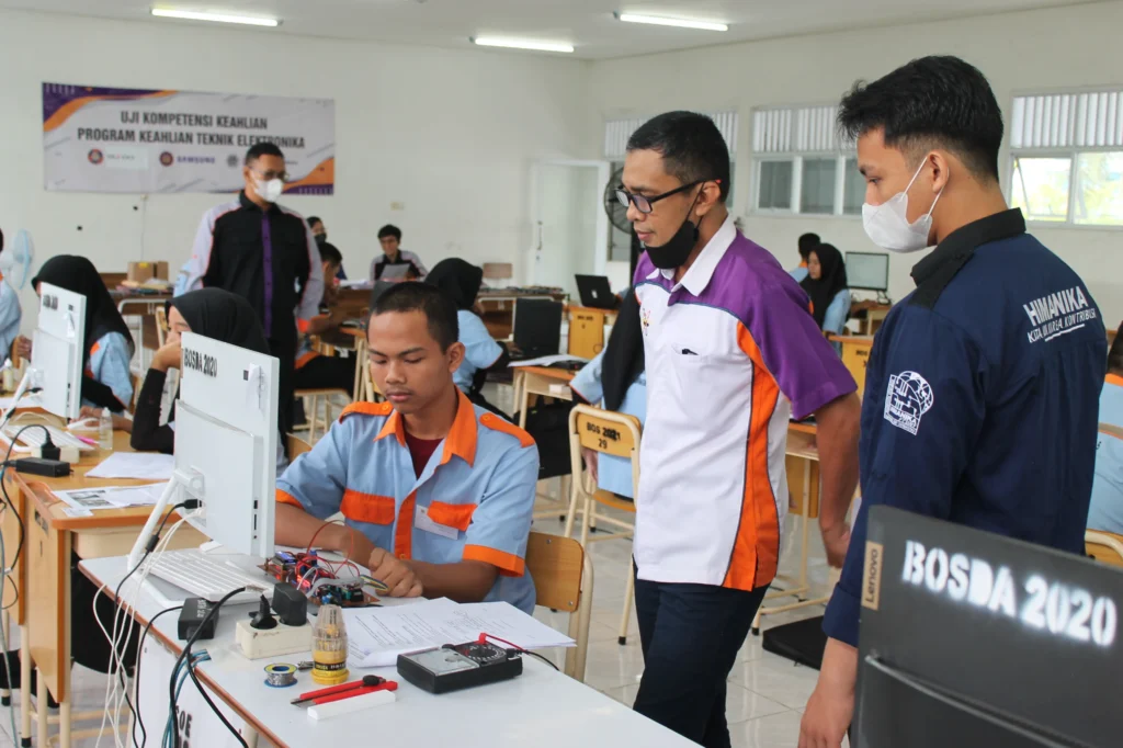 UKOM adalah