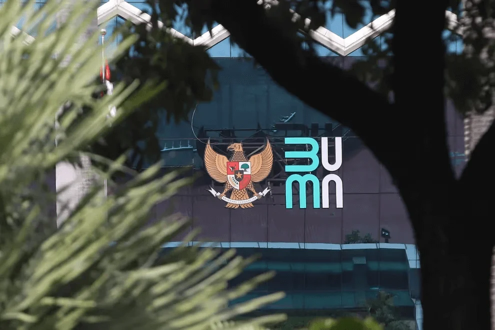 Kelebihan Kekurangan BUMN