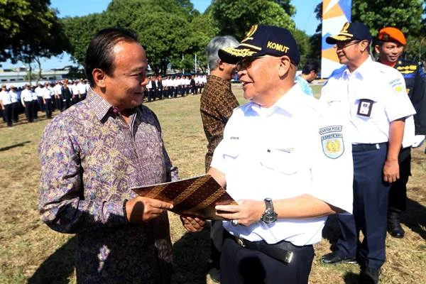 berapa gaji komisaris KAI 