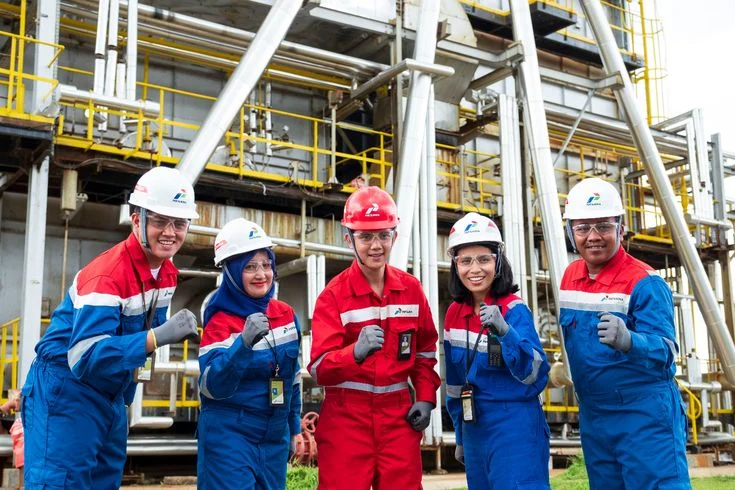 berapa gaji administrasi Pertamina