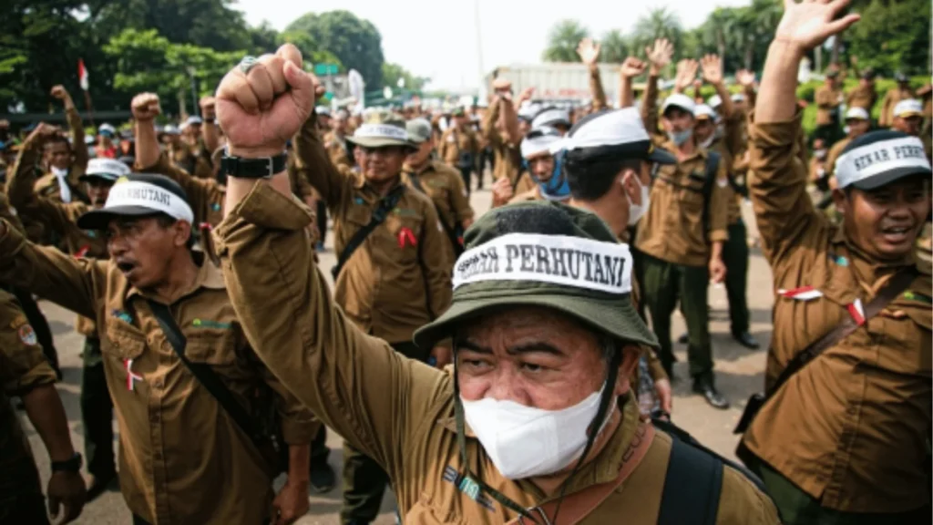 Kerja Perhutani BUMN