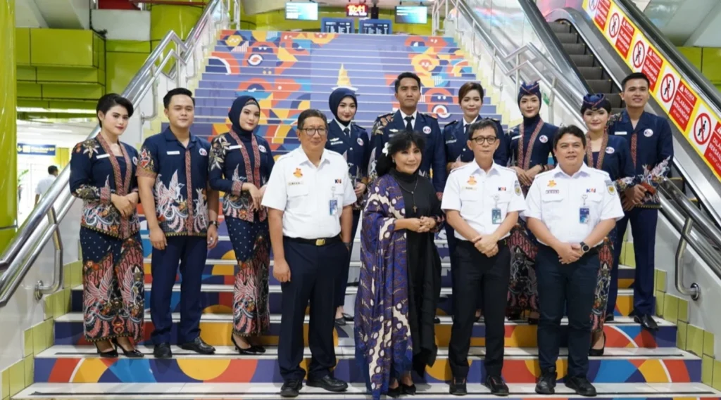 berapa gaji operasional non crew KAI