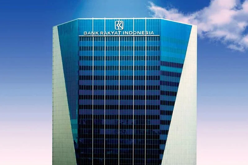 berapa gaji bank BRI