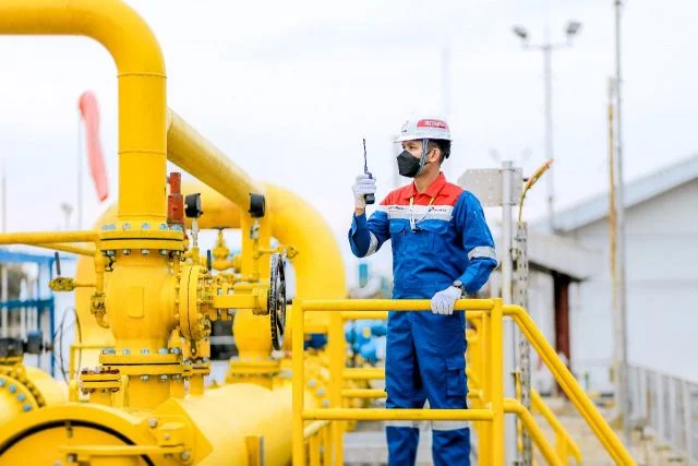 berapa gaji Legal Pertamina