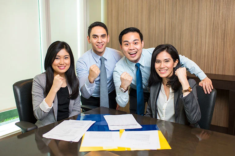 Berapa gaji banking staff Bank Mandiri