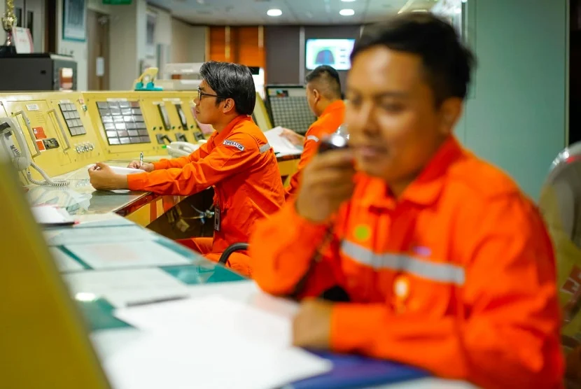 Berapa Gaji PLN Bagian Lapangan