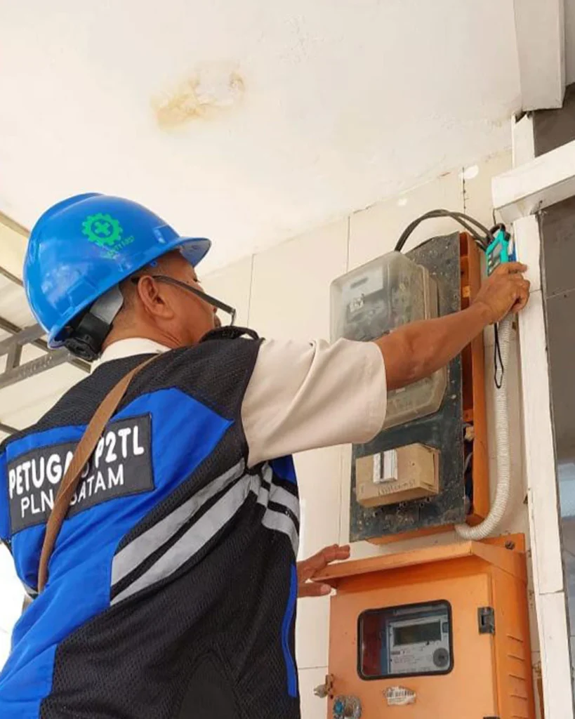 Berapa Gaji Pegawai BUMN PLN
