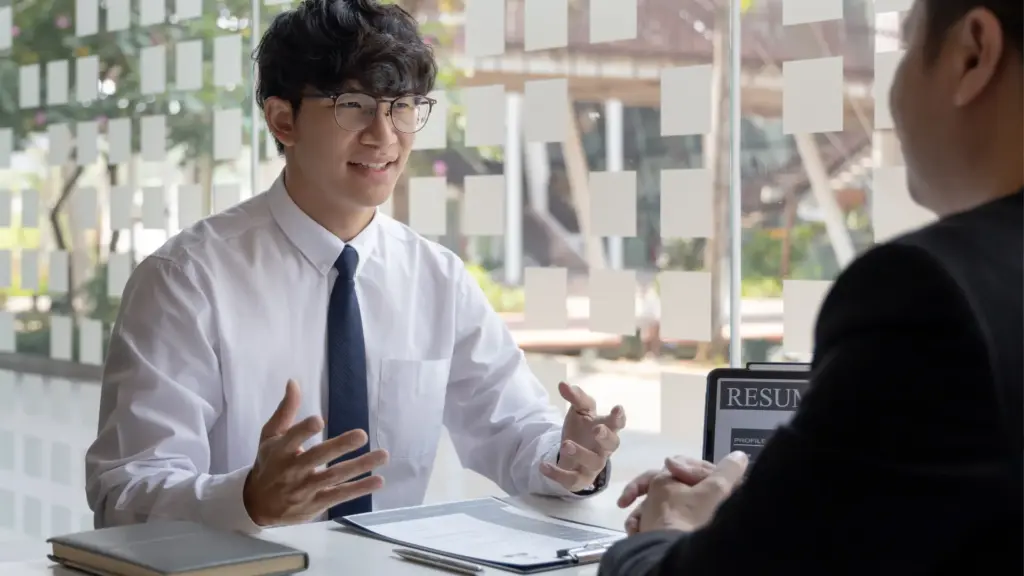 Tips & Trik Agar Suratmu Dilirik HRD BUMN