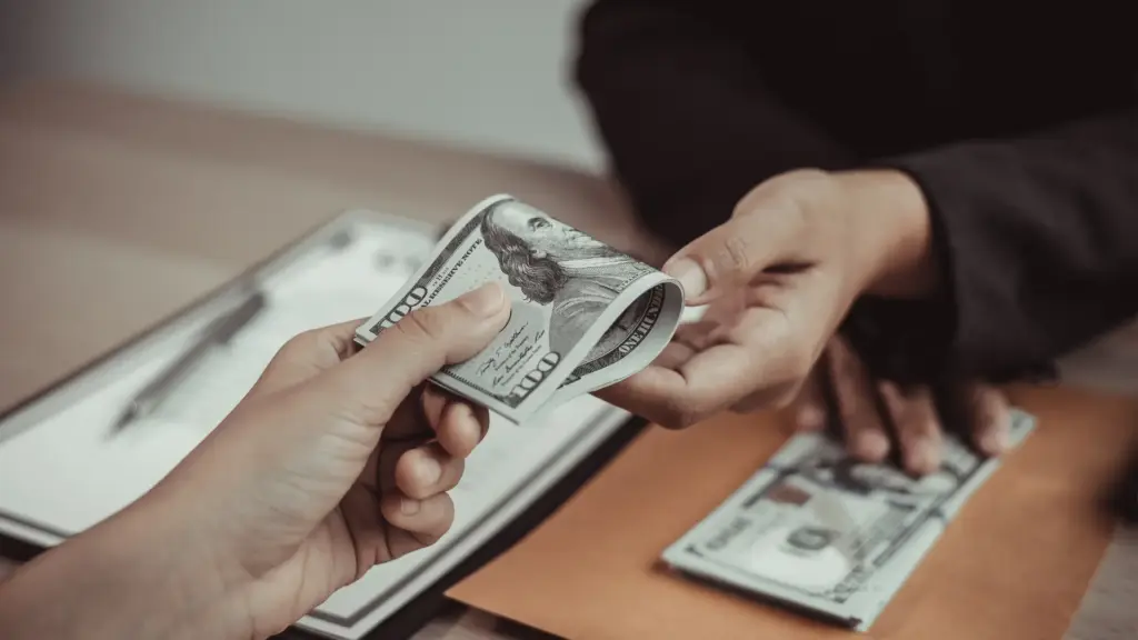 Perkiraan Gaji Pokok Fresh Graduate di BUMN