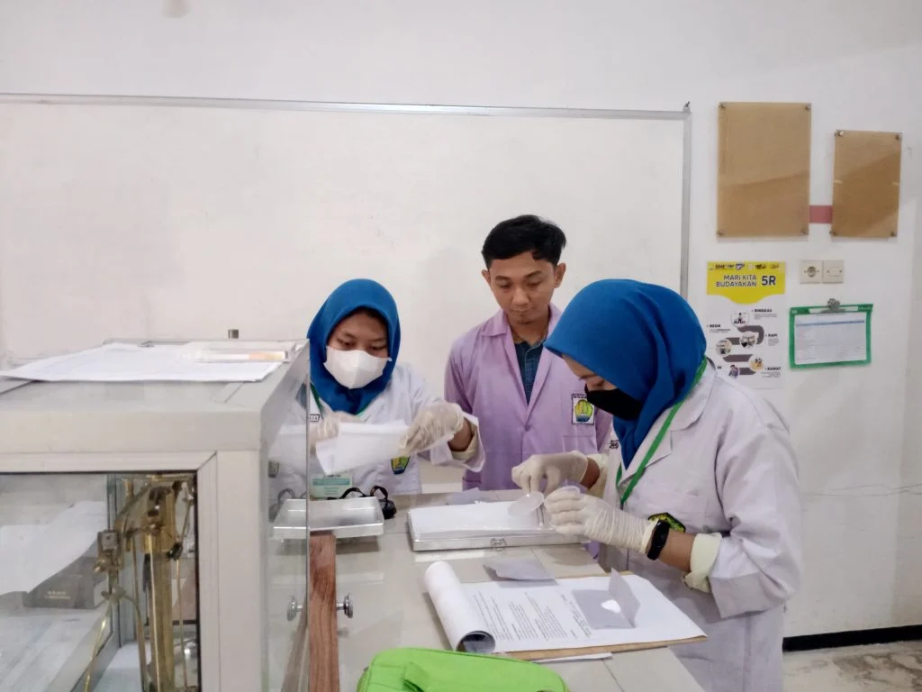 Apa Itu Ukom D3 Farmasi dan Mengapa Penting?