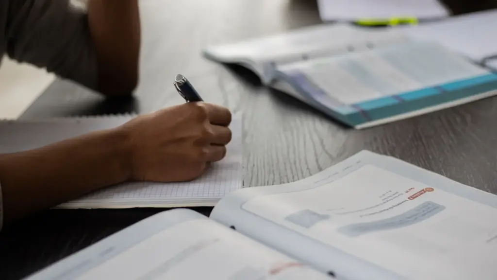 Contoh Soal Logika Numerik