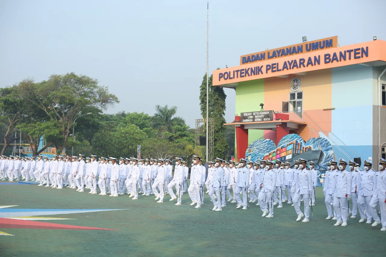 Perbandingan Singkat Beberapa Sekolah Kedinasan Pelayaran
