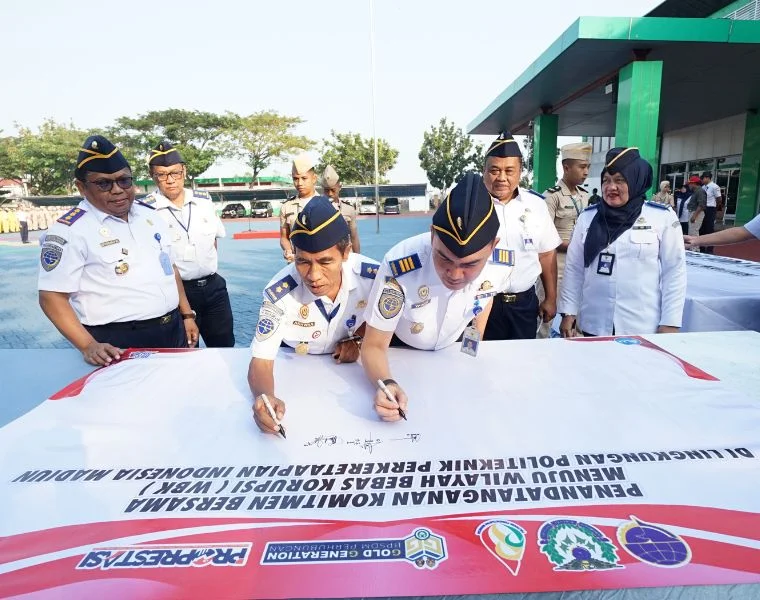 politeknik perkeretaapian indonesia
