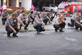 Proyeksi Kenaikan, Mental, dan Kehidupan Nyata Seorang Bintara