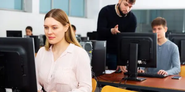 Penjelasan Rinci Setiap Bagian TOEFL iBT