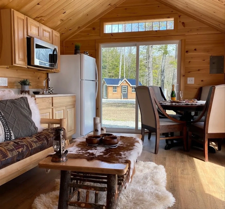 eb6e9e6c-4341-4c20-9ddb-