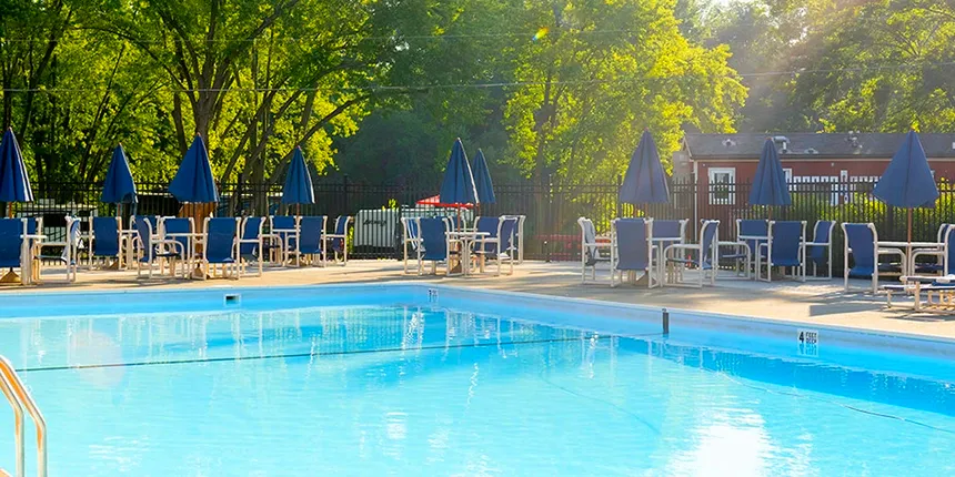 Get access to pools with this outdoor industry job!