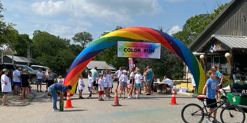 Start of the color fun run during color craze.