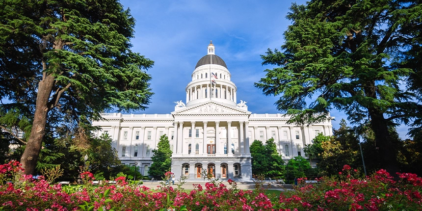 Capitol Park in Sacramento is beautiful and a great location to walk around.