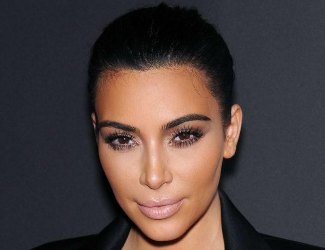 Yes, You Should Watch Kim Kardashians Strobing Tutorial