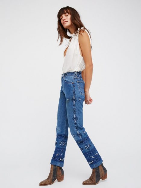 5 Pairs of Denim Jeans that are Anything but Ordinary: Friday Finds