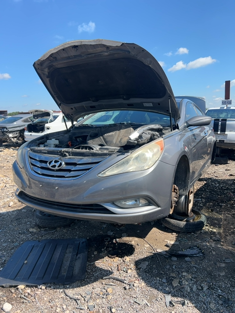 2011 HYUNDAI SONATA