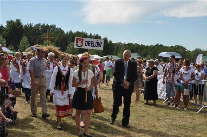 Powiatowe dożynki w Misiach - Zdjęcie główne