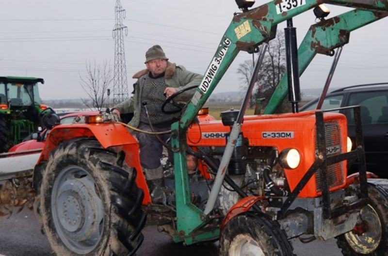 Rolnicy mogą już składać wnioski o zwrot akcyzy na paliwo - Zdjęcie główne