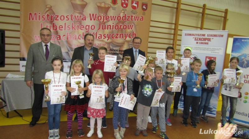 Mistrzowie województwa w szachach wybrani - Zdjęcie główne