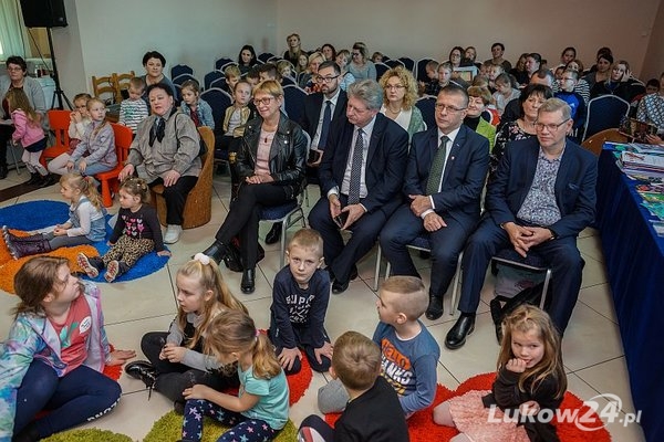 Gmina Łuków: 70-lecie biblioteki ze świątecznym konkursem - Zdjęcie główne