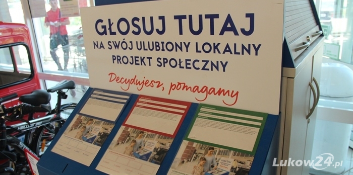 Trwa akcja Tesco. Grupy z Łukowa walczą o grant - Zdjęcie główne