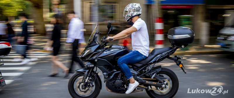 140 km/h w zabudowanym - Zdjęcie główne