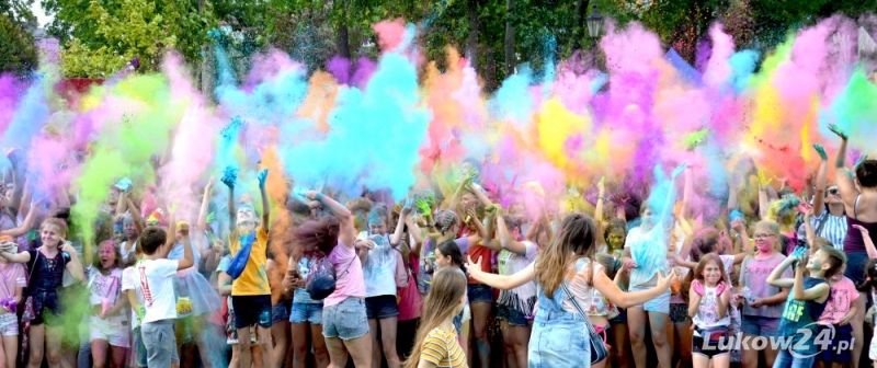 Kolorowe szaleństwo. Holi Festival w Łukowie - Zdjęcie główne