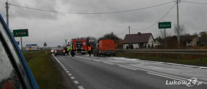 Utrudnienia na drodze do Stoczka. Rozlany olej napędowy - Zdjęcie główne