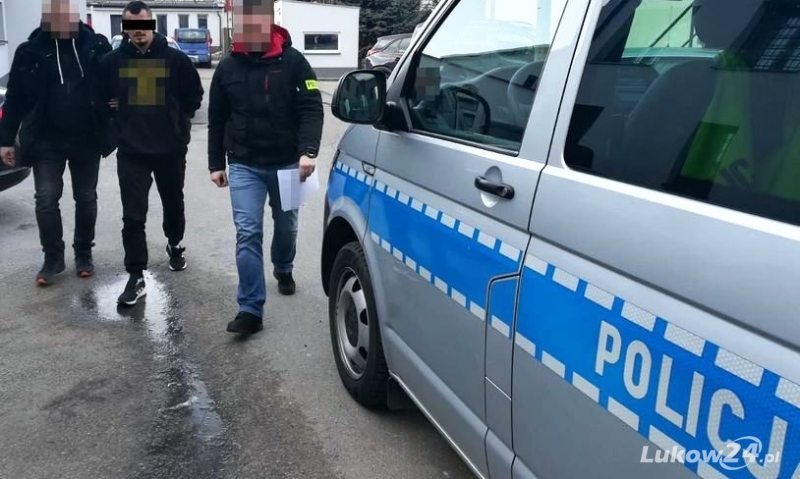 UWAGA. Oszuści atakują "na wnuczka" i "na policjanta"  - Zdjęcie główne