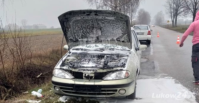 Zapalił się samochód  - Zdjęcie główne