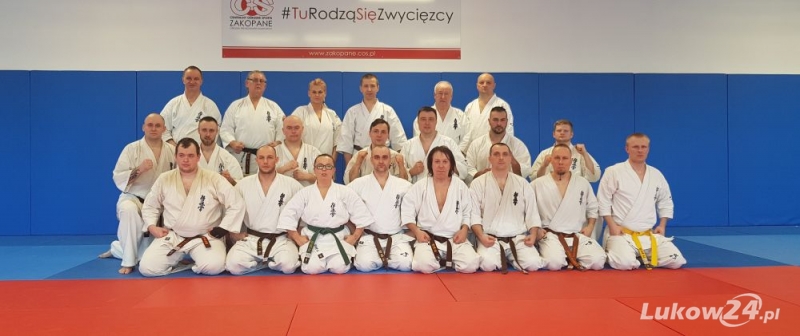 Egzaminy karate - Zdjęcie główne