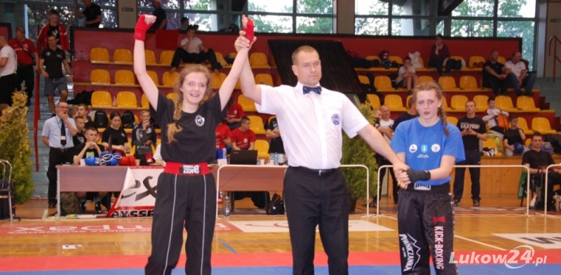 Karolina Piotrowska mistrzynią Polski w kickboxingu - Zdjęcie główne