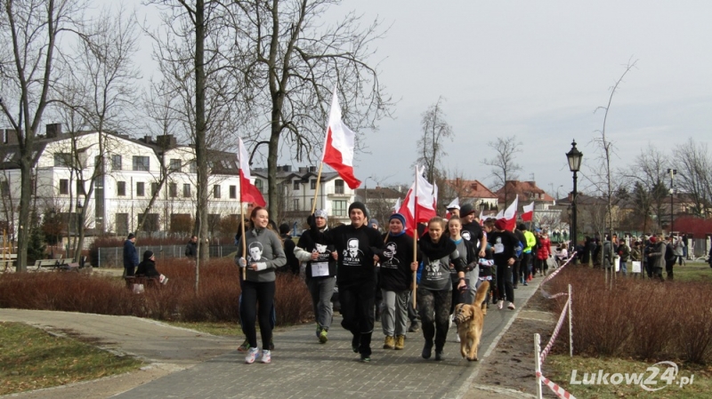 Pobiegli Tropem Wilczym - Zdjęcie główne