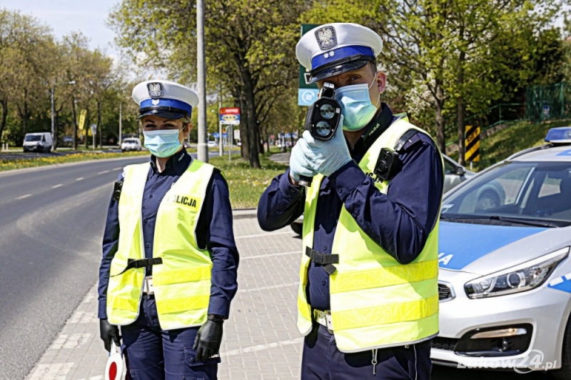 Majówka na drogach. Policjanci apelują o rozsądek  - Zdjęcie główne