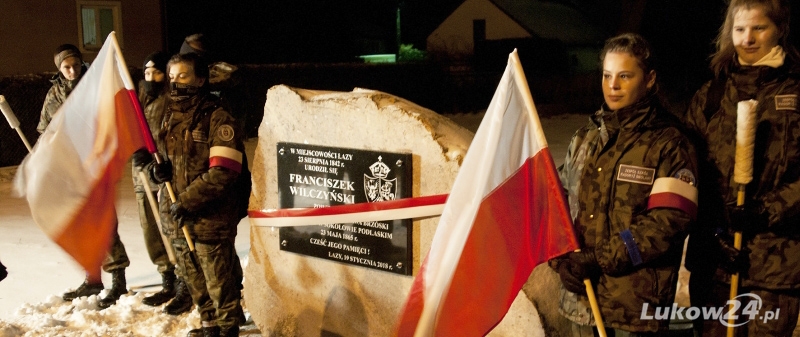 Rondo i kamień Franciszka Wilczyńskiego - Zdjęcie główne