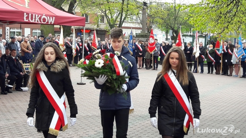 Upamiętnili rocznicę uchwalenia Konstytucji - Zdjęcie główne