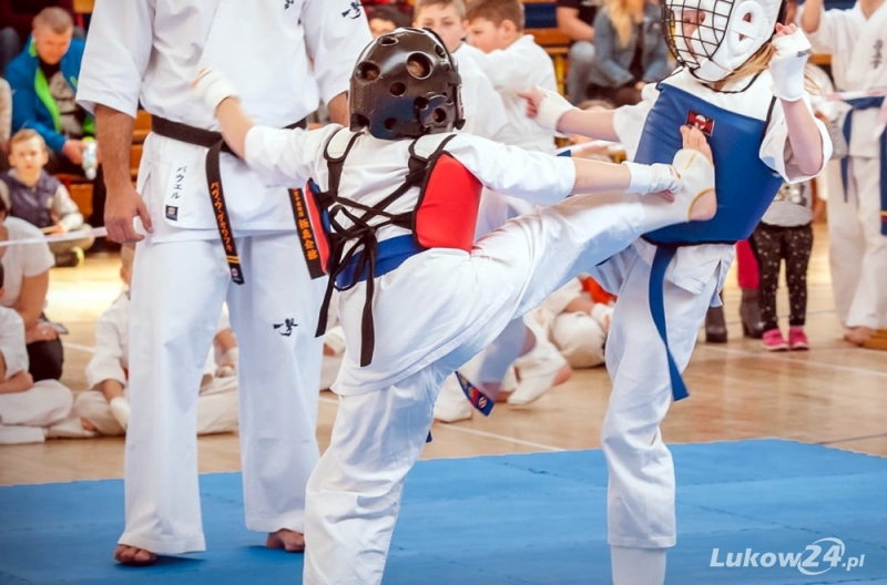 Ferie z karate. Za darmo  - Zdjęcie główne