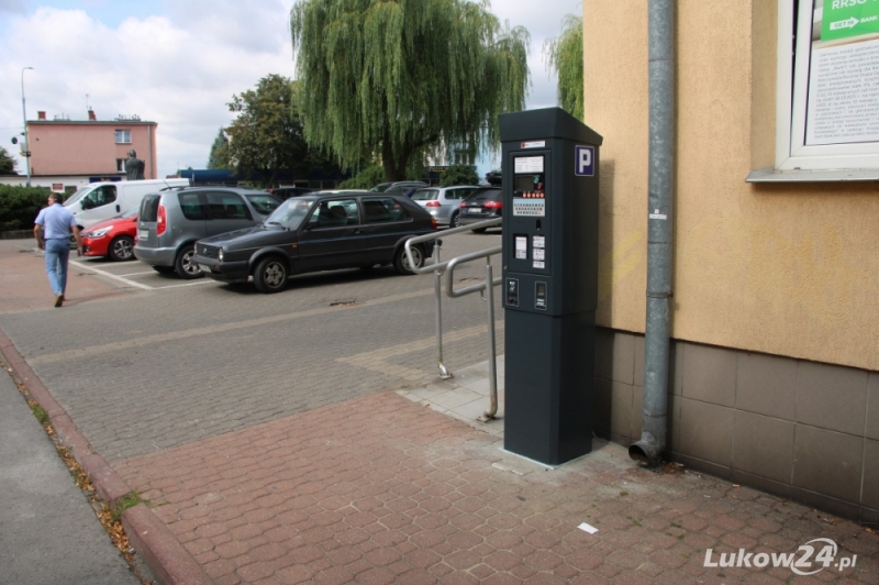 Pierwszy parkomat w Łukowie stanął w centrum - Zdjęcie główne