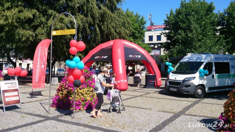 BEZPŁATNE BADANIA I KONSULTACJE W CENTRUM ŁUKOWA W DNIACH 26-28.09 (plac \"przy zegarze\") - Zdjęcie główne