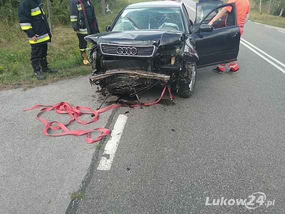 Audi dachowało w Starej Prawdzie - Zdjęcie główne