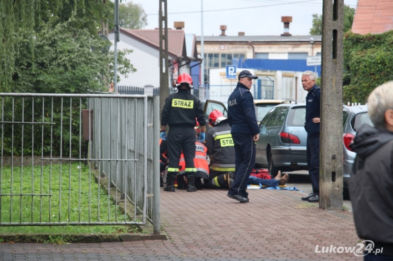 Akcja reanimacyjna na ul. Browarnej. Nie żyje 69-latek - Zdjęcie główne