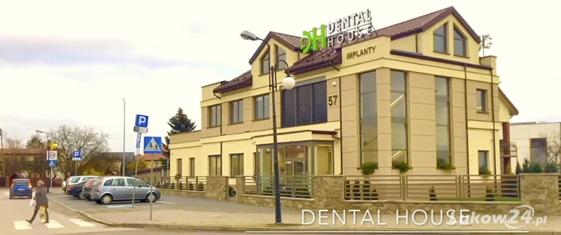 Dental House szuka pracowników - Zdjęcie główne